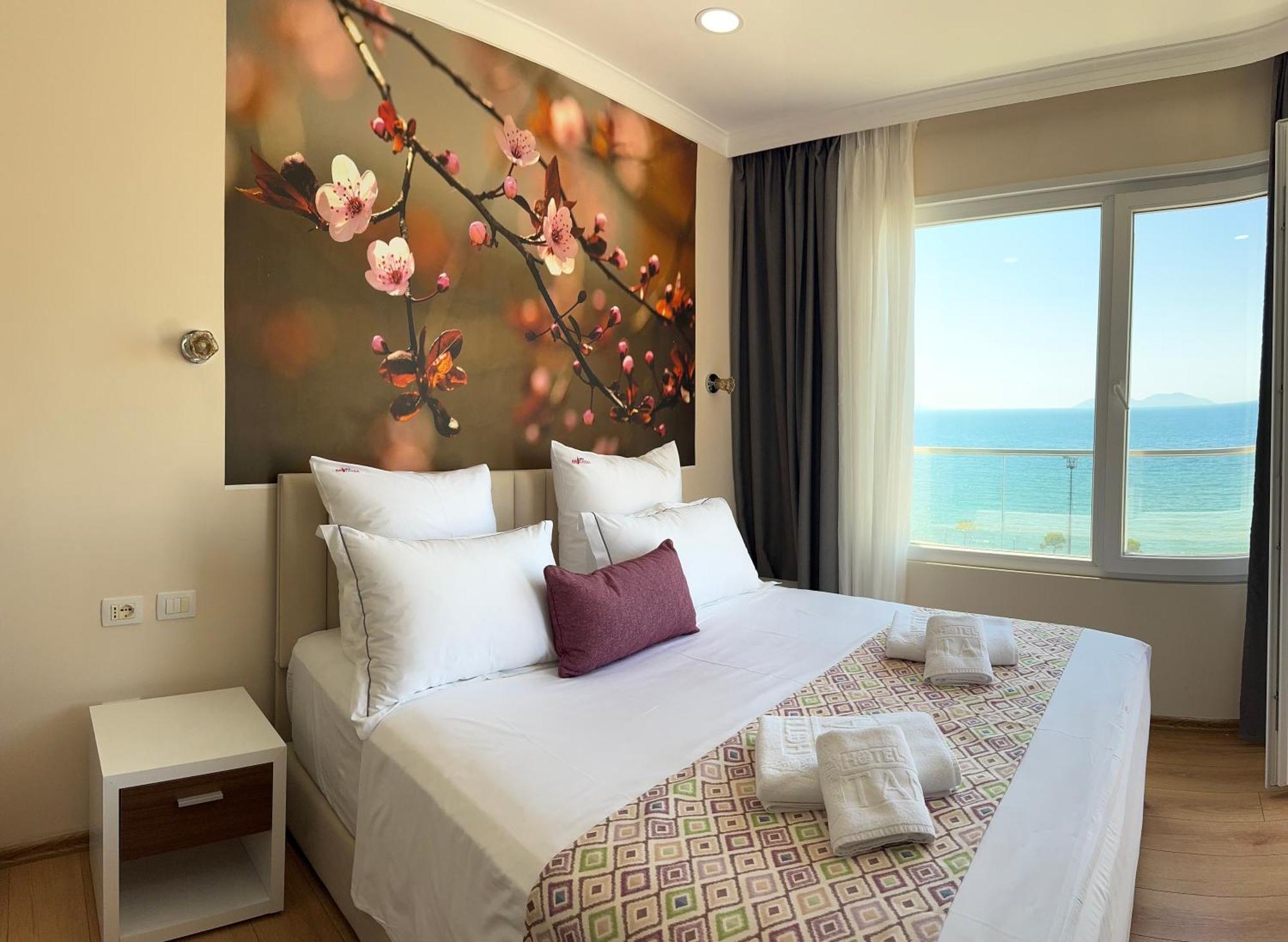 Hotel Britania Vlorë Habitación foto