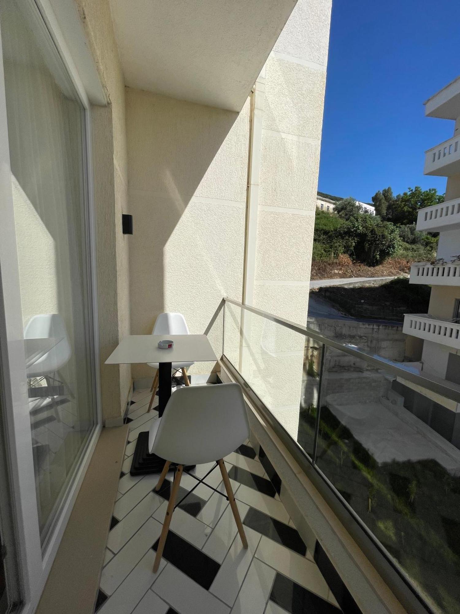 Hotel Britania Vlorë Habitación foto